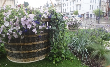 Paniers géants à Moulins